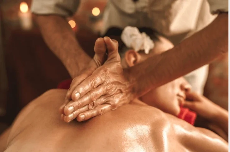 Abhyanga-Oil-Massage.webp